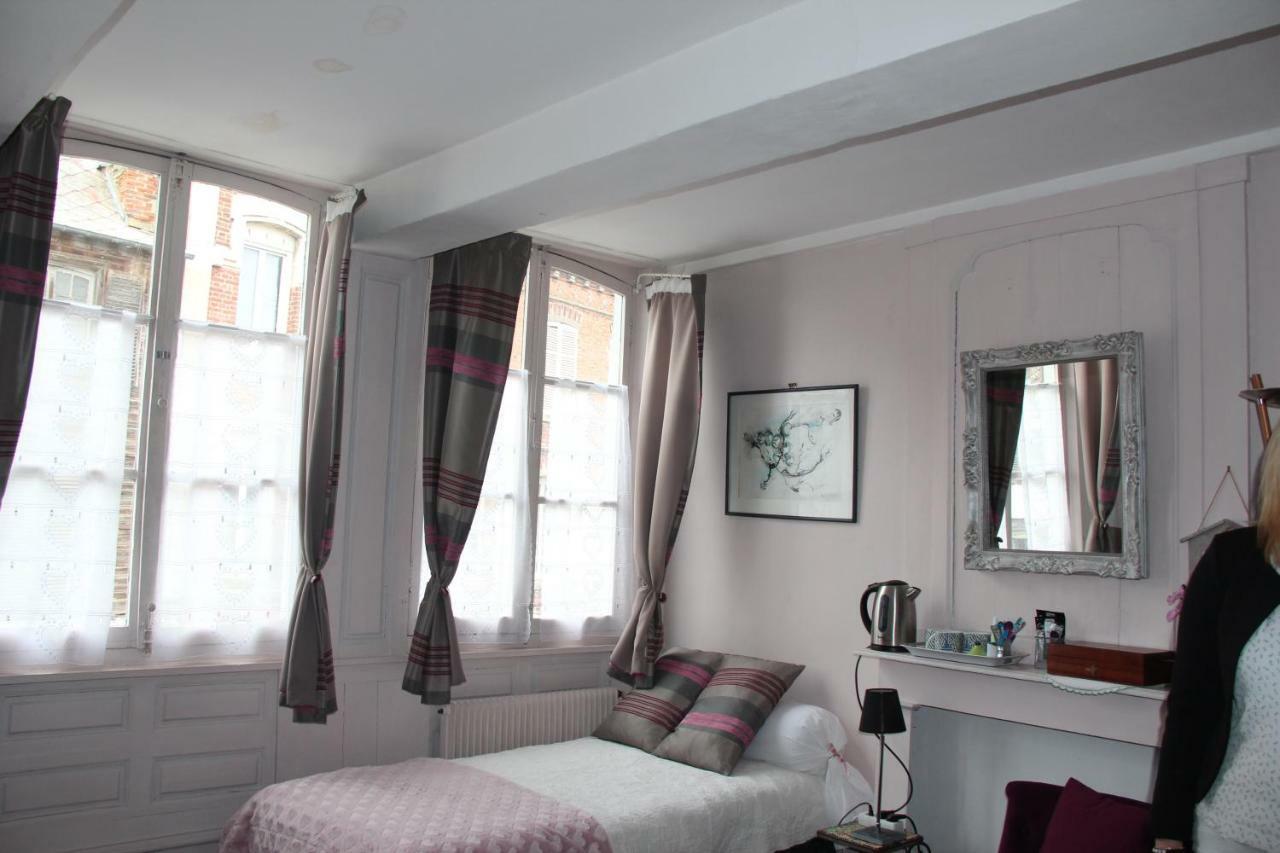 Bed and Breakfast Les Capucines Abbeville Exterior foto